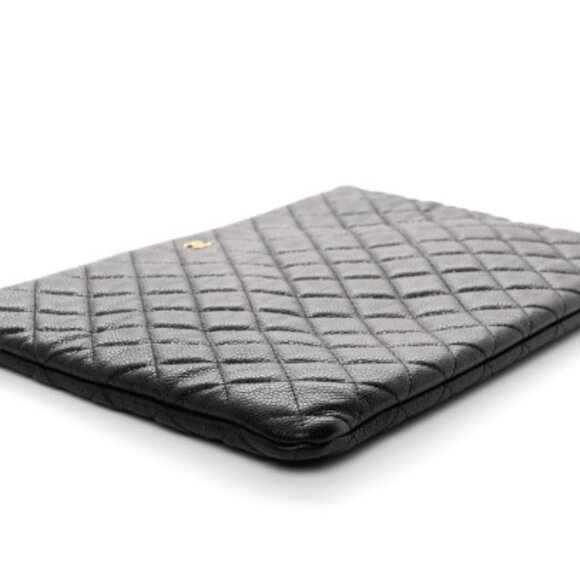 CHANEL Caviar Quilted Large Clutch / Cosmetic Case Zip-Closure - Picture 2 of 6